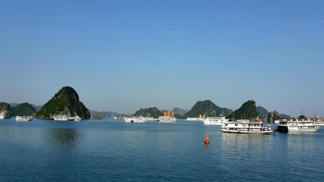 Отель Halong Lavender Cruises Халонг Экстерьер фото